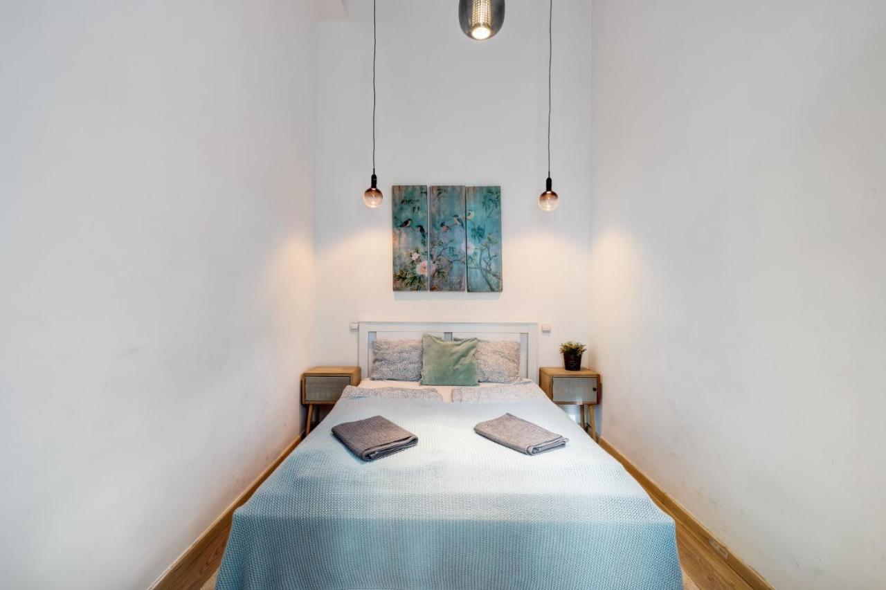 Elizabeth Garden Apartment *