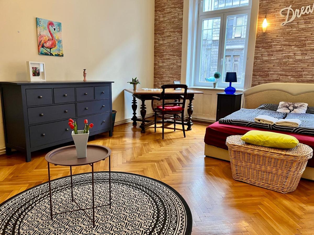 Hostel Zen By Market *