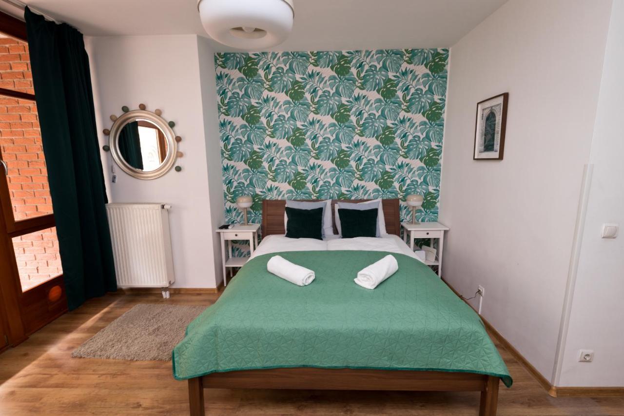 Lovag Apartment