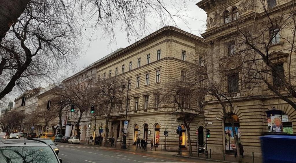 2br2ba Andrassy Free Parking Apartament *