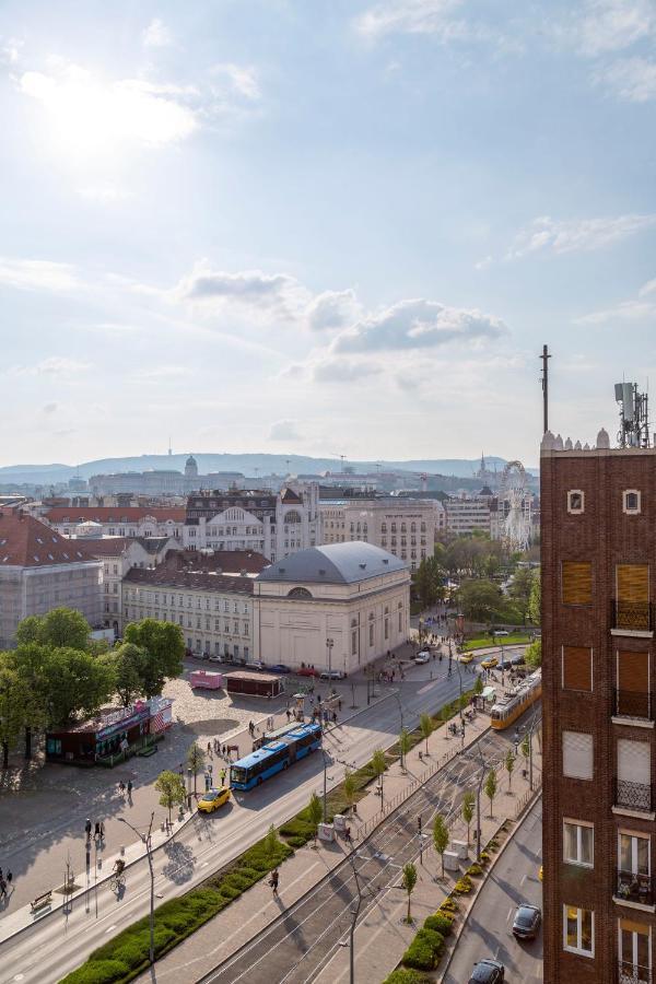 Apartment Luxurious Karoly In The Heart Of