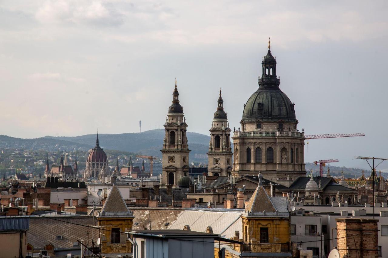 Luxurious Karoly In The Heart Of Apartment Budapest