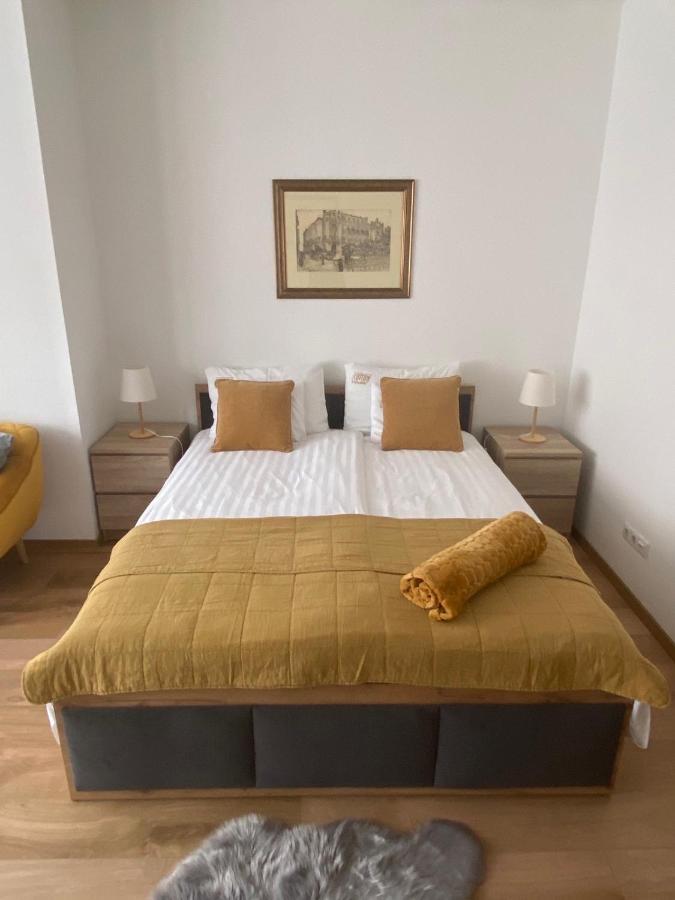 Lovag8 * Budapest