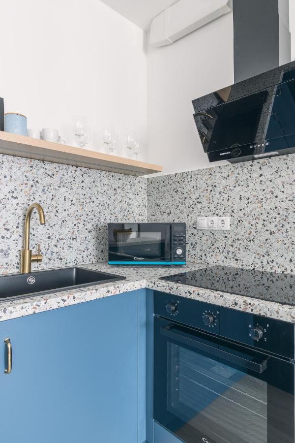 Appartement Corvin With Balcony And Ac