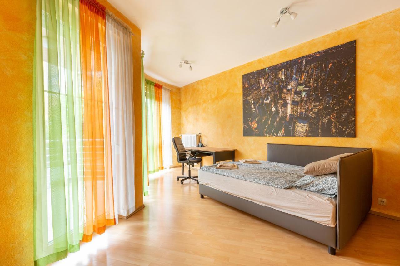 M36 Mester Budapest