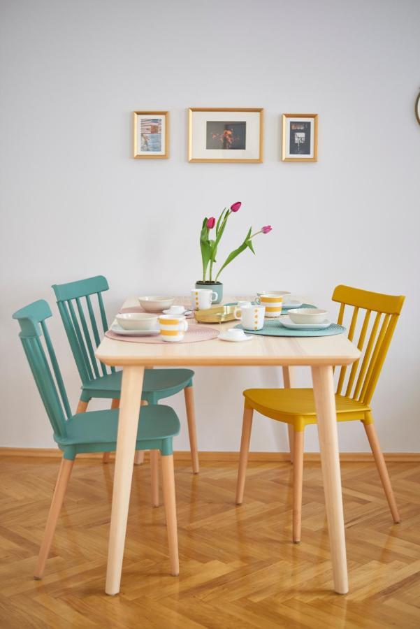 Fresh And Personal Near Buda Castle