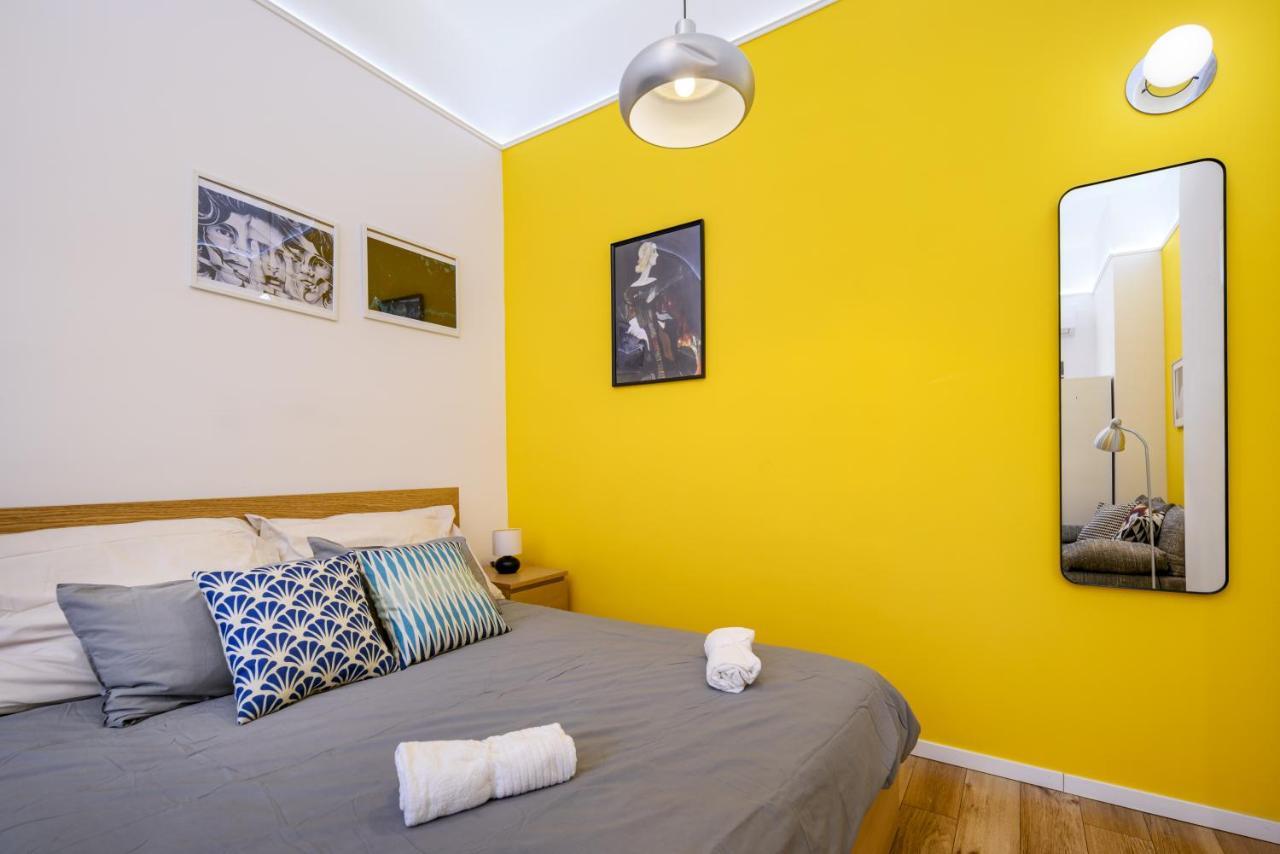 Stylish Yellow In The Heart Of *
