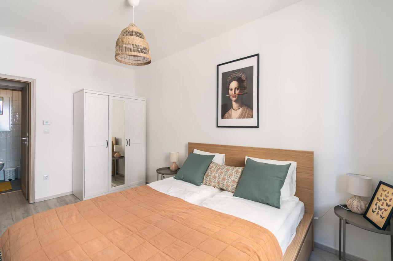 Appartement Corvin With Balcony And Ac *