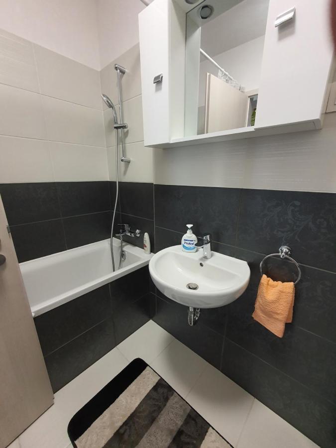 Apartamento Park West - Free Parking Budapest