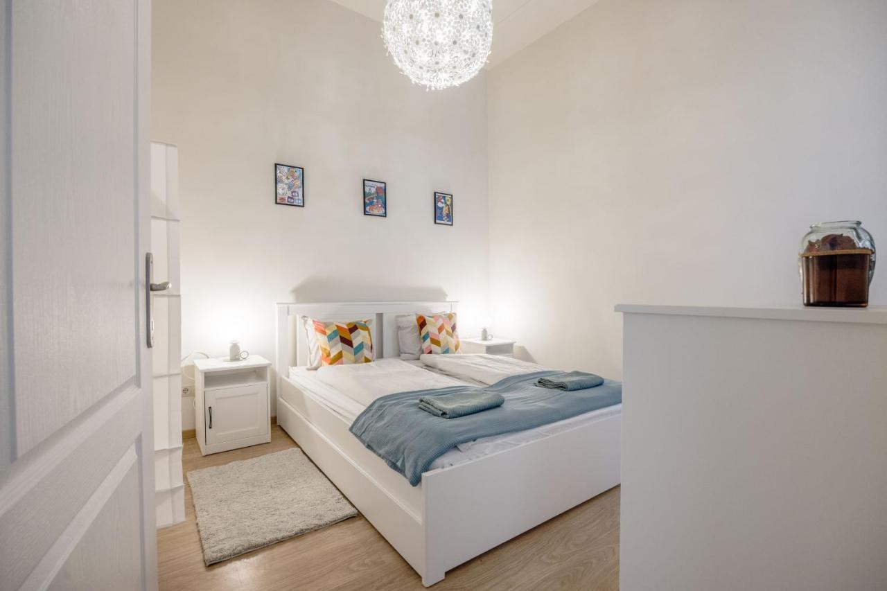 Stylish & 2br