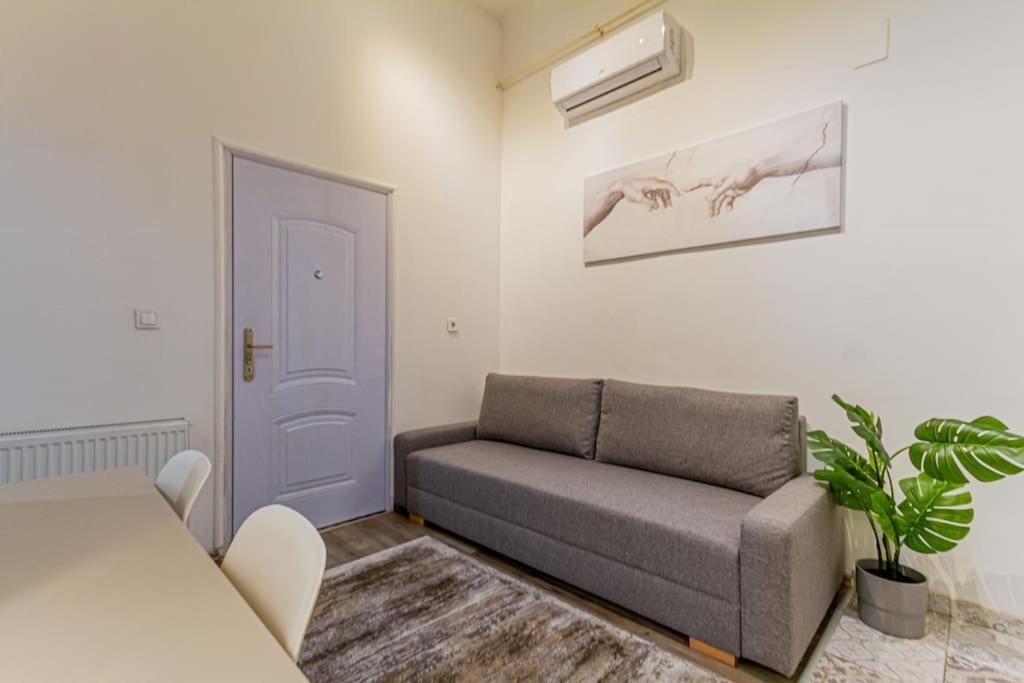 Apartman Oktogonsuite - Quiethome In Soho Budapest