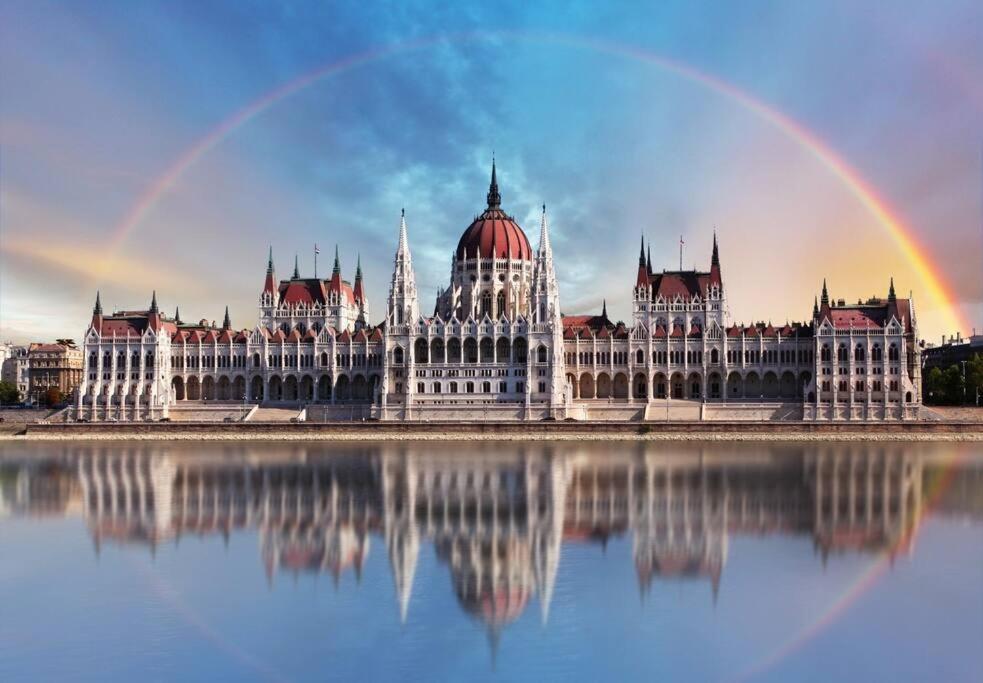 Luxury Cozy 2 Bdr Downtown Apt.1 Apartment Budapest