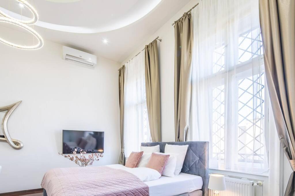 Apartment Opera Luxury *