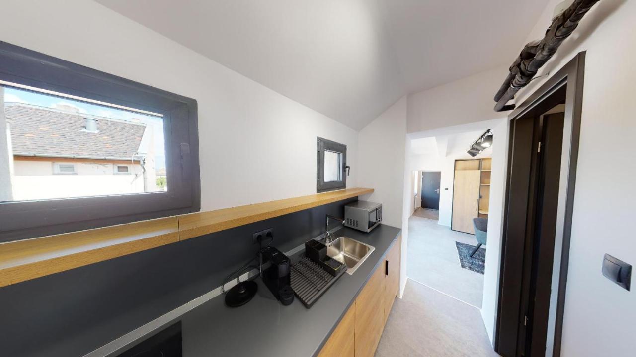 In 7 * Budapest