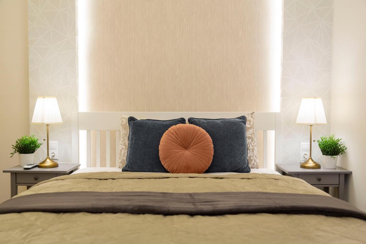 Luxurious In Liszt Ferenc Square *