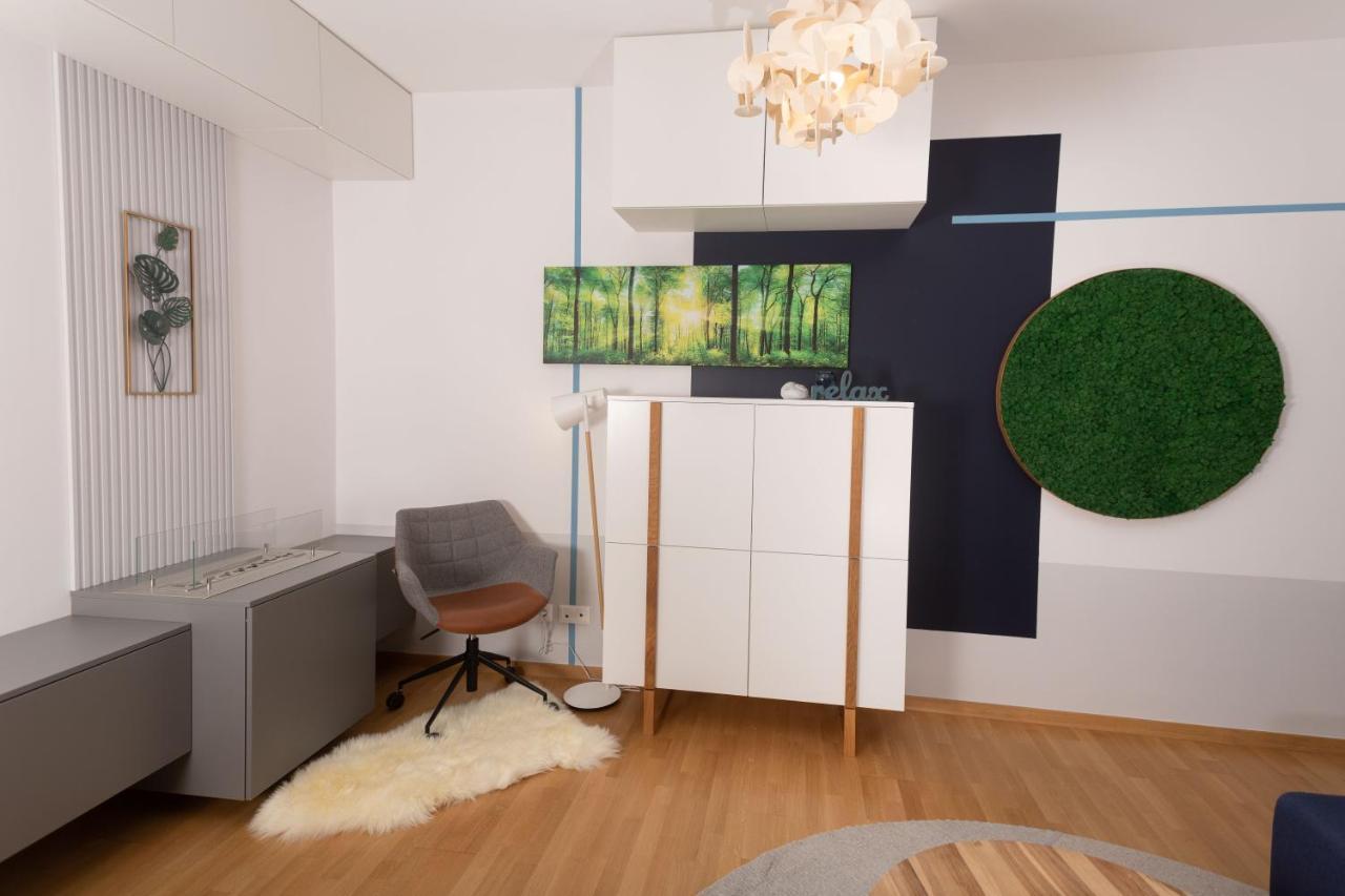 Apartment B11 Benczur *