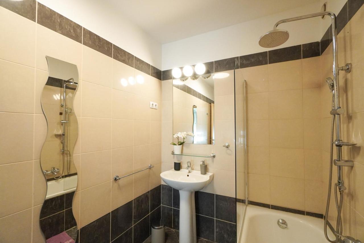 Apartamento Gozsdu Downtown
