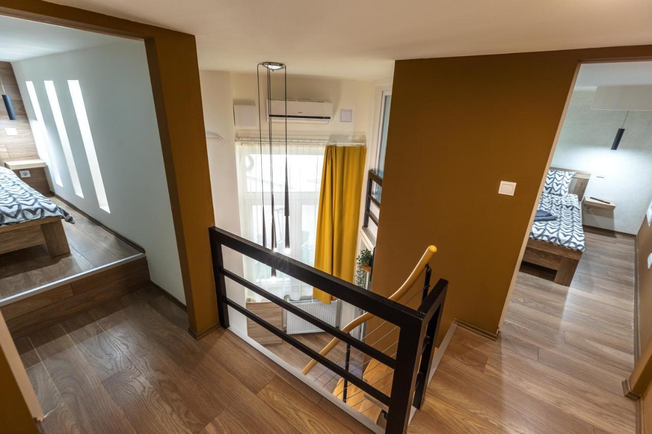 Kazinczy 10 With 3 Bedrooms Budapest