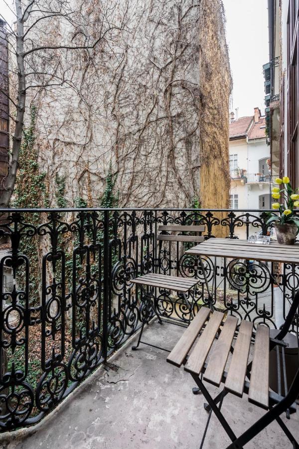 Pyvo Street With Balcony By Nw Apartamento *