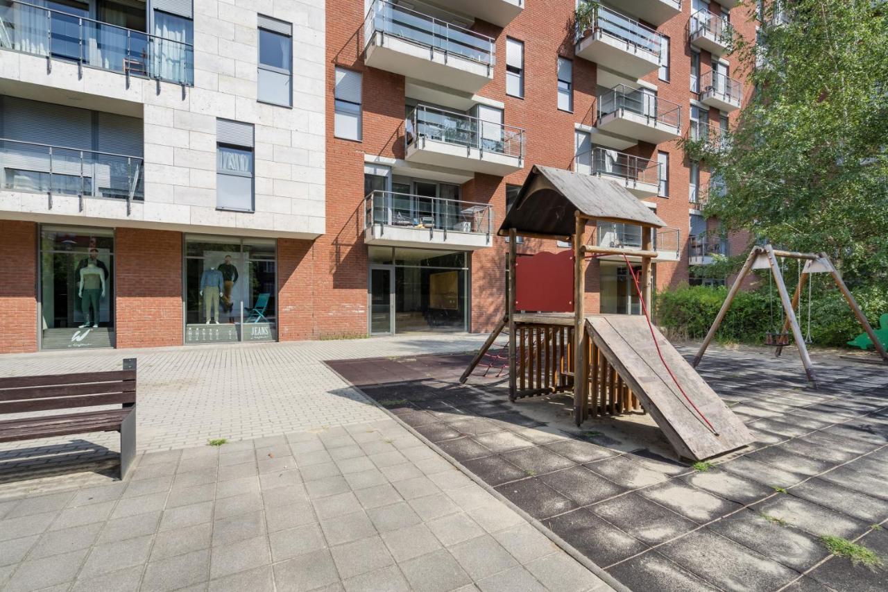 White Cascade Realty Budapest