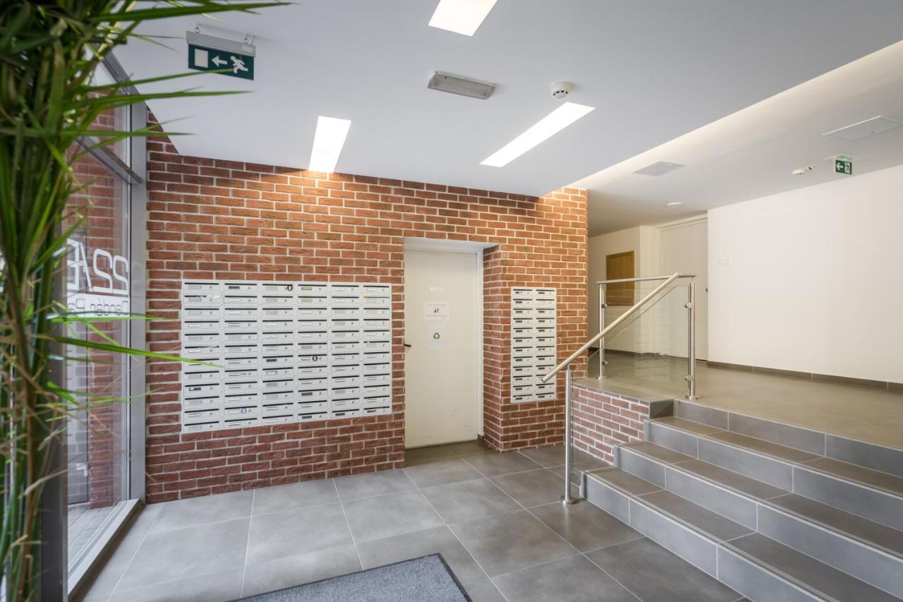 White Cascade Realty * Budapest
