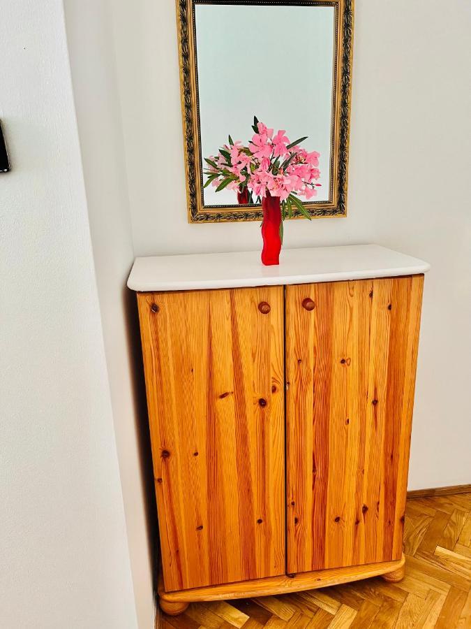 City Rooms Hostal *