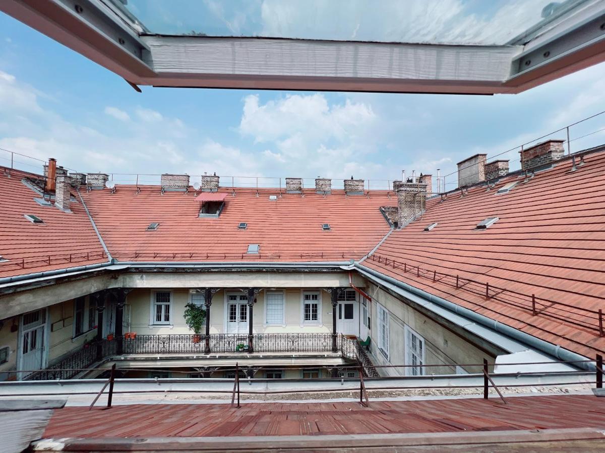 Duplex Penthouse With Sauna & Jacuzzi In The Centre Of Budapest