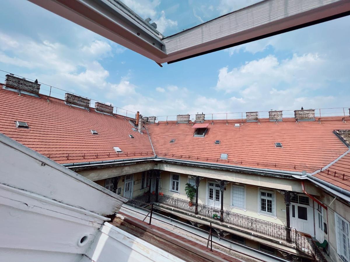 Duplex Penthouse With Sauna & Jacuzzi In The Centre Of Budapest