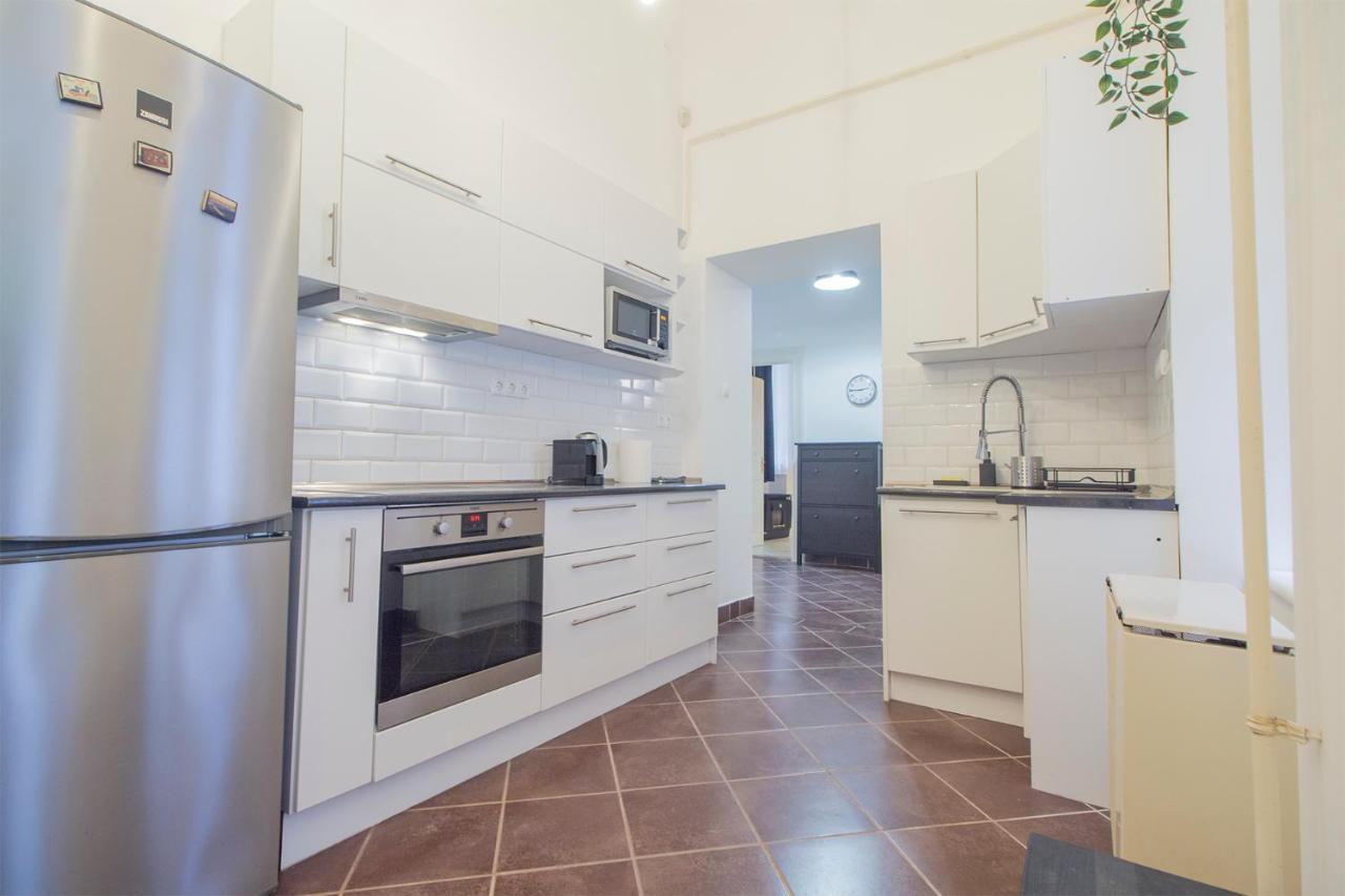 Industrial Double Loft Apartman