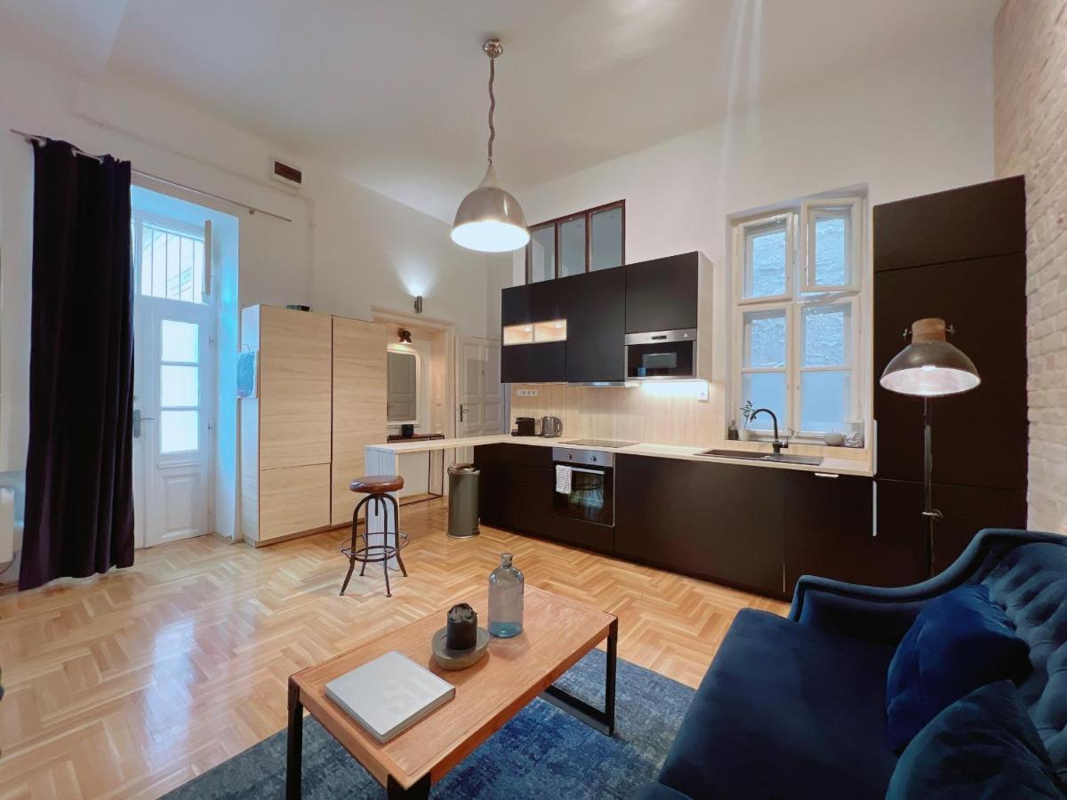 Appartamento Duplex Penthouse With Sauna & Jacuzzi In The Centre Of Budapest