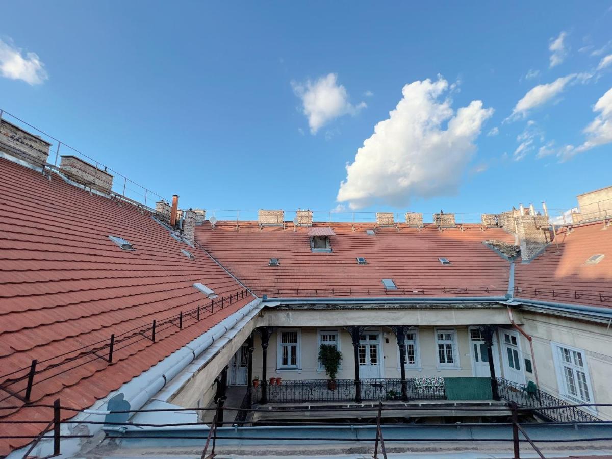 Duplex Penthouse With Sauna & Jacuzzi In The Centre Of
