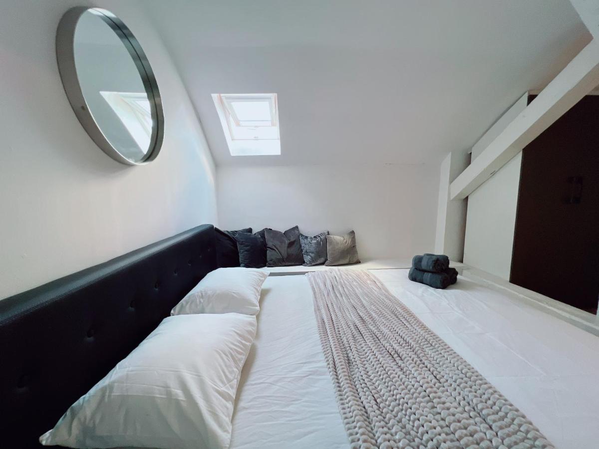 Duplex Penthouse With Sauna & Jacuzzi In The Centre Of Appartamento