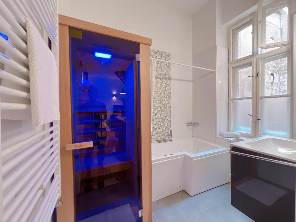 Duplex Penthouse With Sauna & Jacuzzi In The Centre Of Appartamento