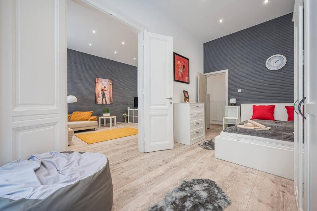 Dual 2br Comfort Escape With 2 Bathroom By Nw Appartamento Budapest