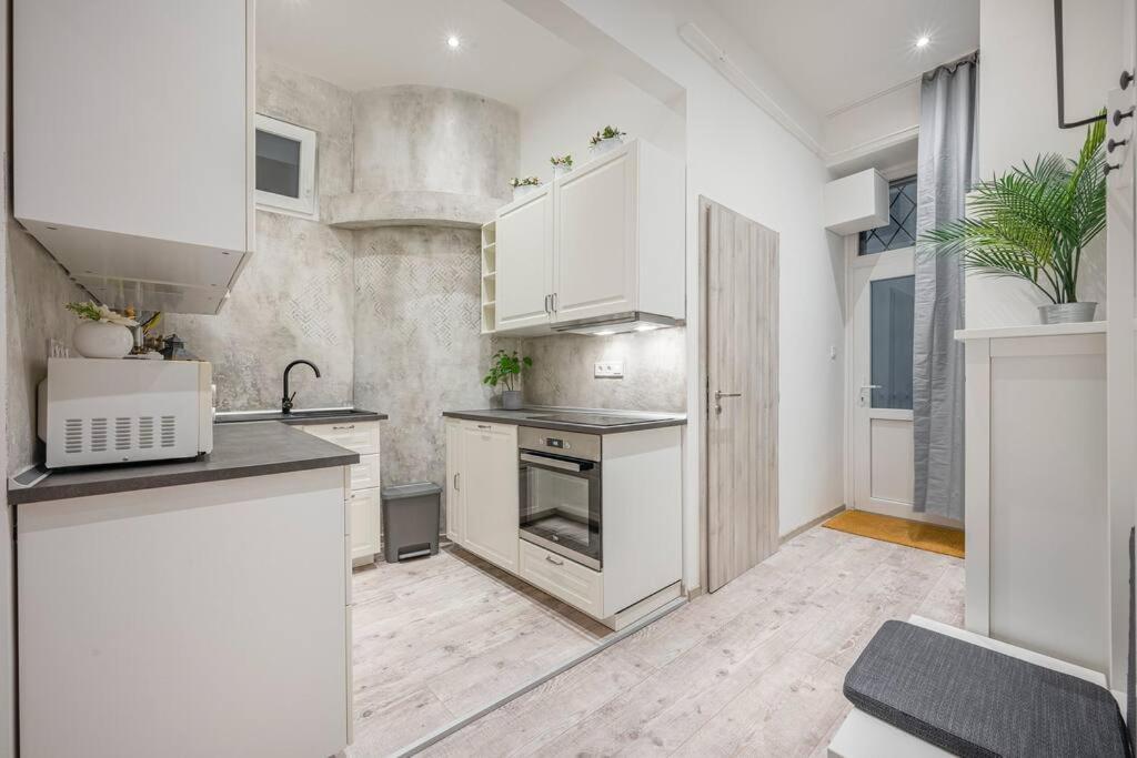 Appartamento Dual 2br Comfort Escape With 2 Bathroom By Nw Budapest