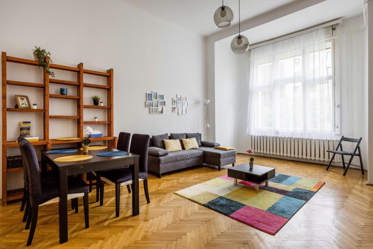 Spacious And Bright Family In The Inner City Apartamento Budapest