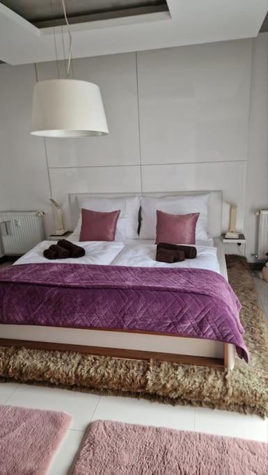 Apartment Orangehomes One Bedroom With Fireplace *