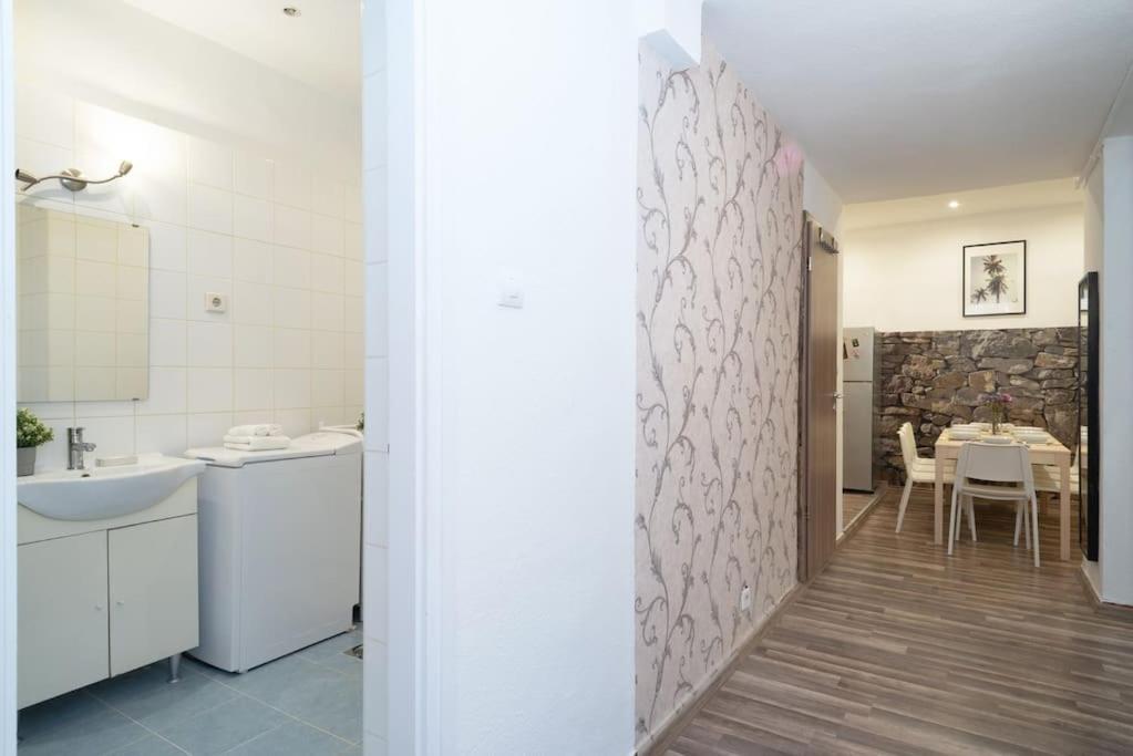 Hidden Gem At Kalvin Ter Apartamento *