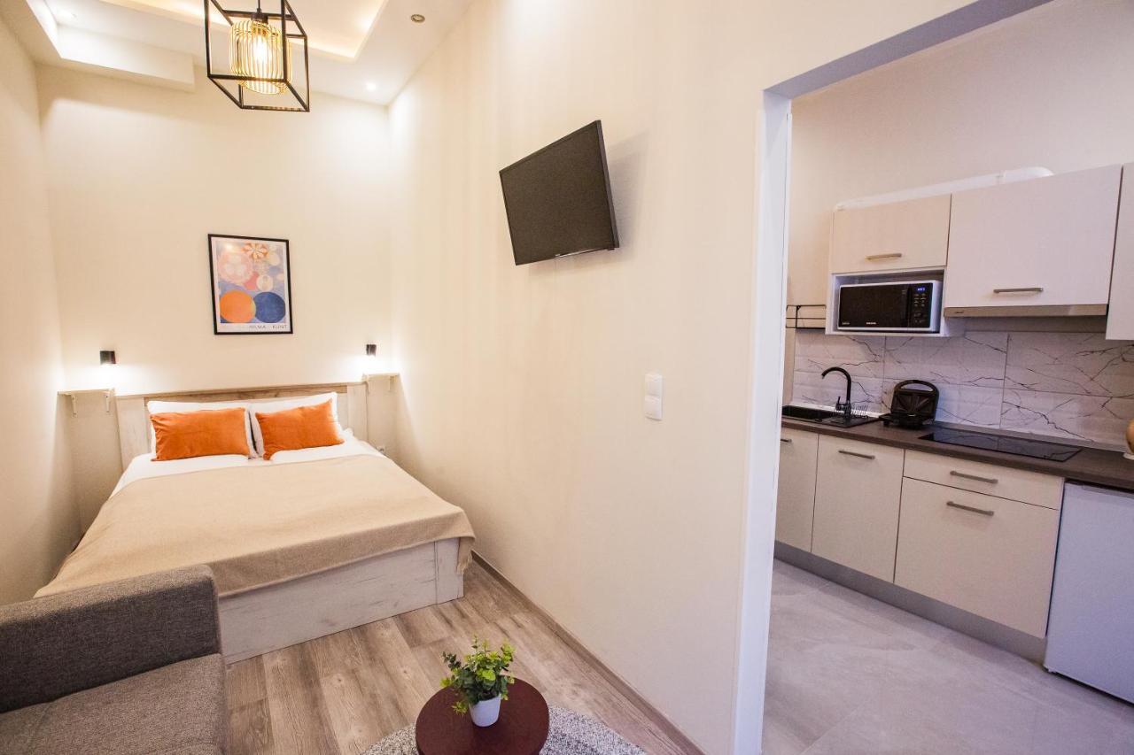 Urban Spot With Ac Apartmán