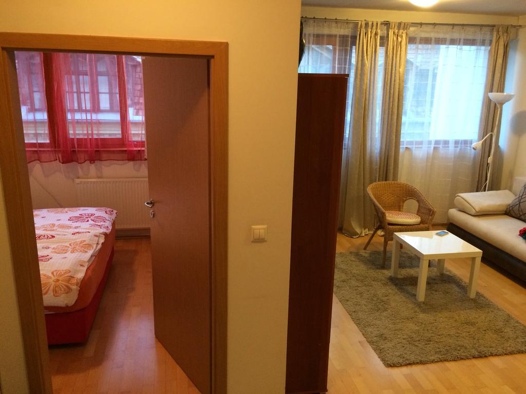 Helena Apartament