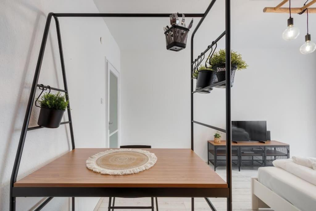 Luxurious, Intimate Getaway Bp Apartamento