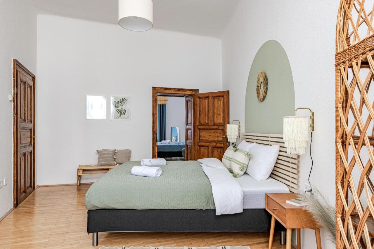 Blue Peace Downtown Apartment Budapest