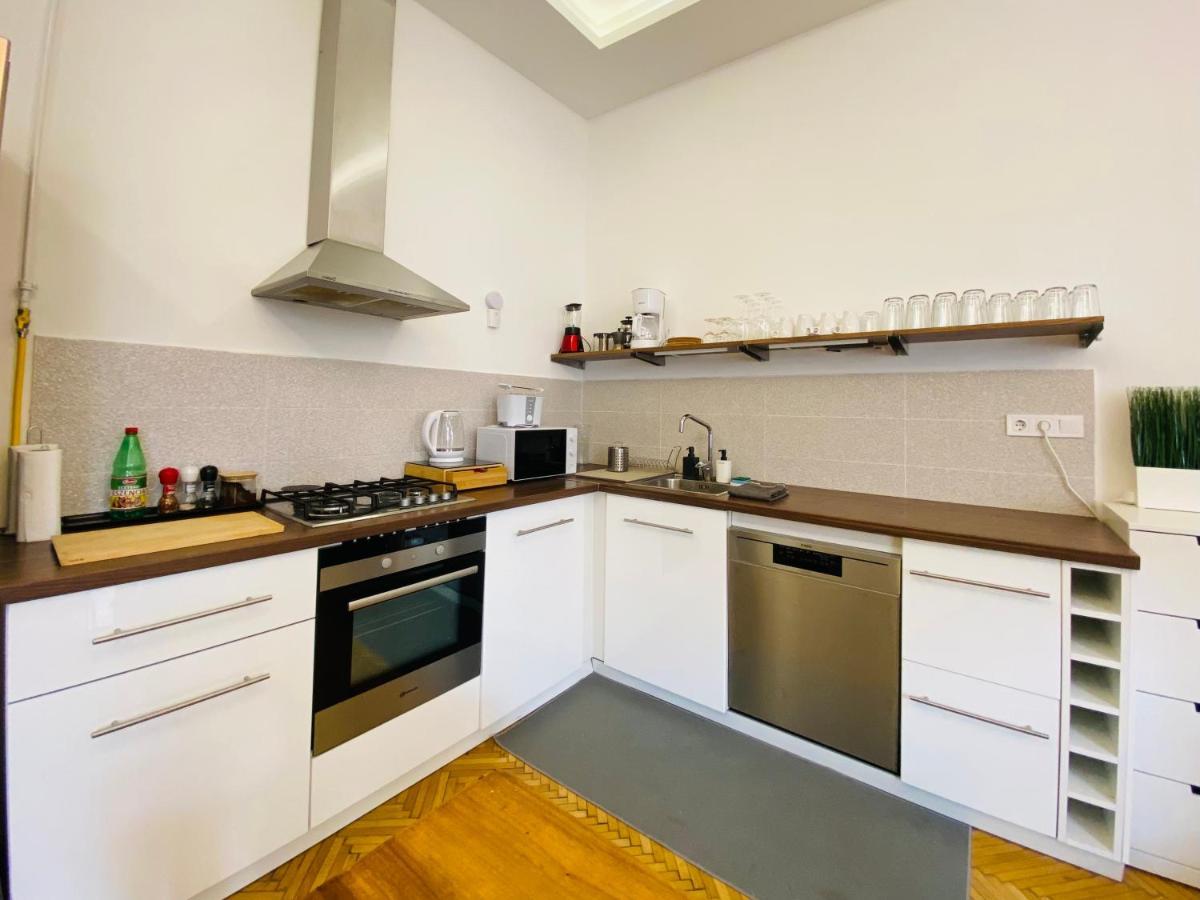 Apartment Spacious 4br Oasis In - Bp Sky *