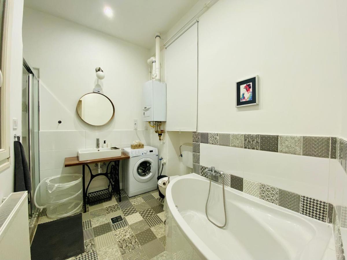 Apartment Spacious 4br Oasis In - Bp Sky