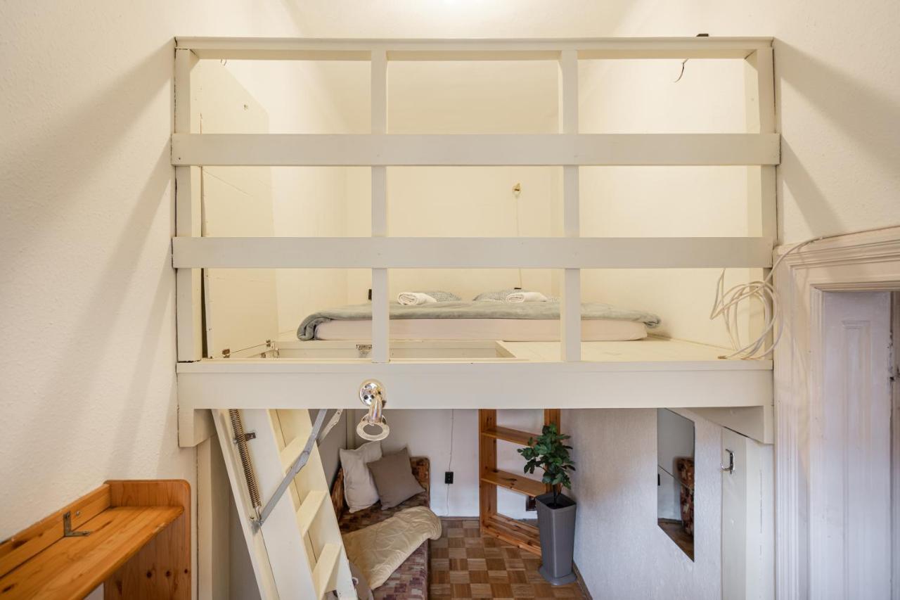 Lovely Hostel