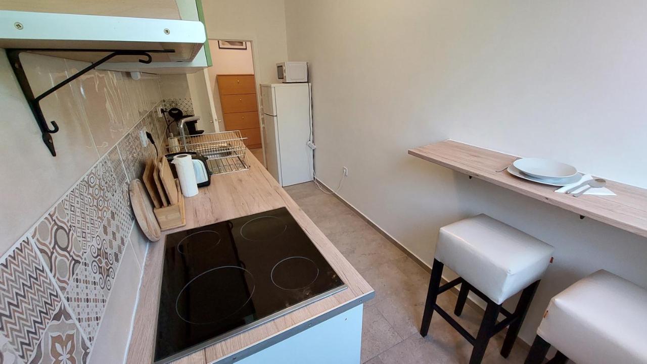 Comfy And Stylish Jewelry Box Apartman Budapest