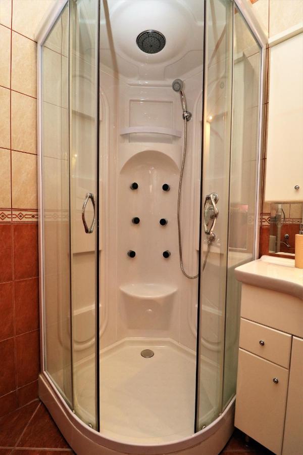Roxy 4a Apartamento *