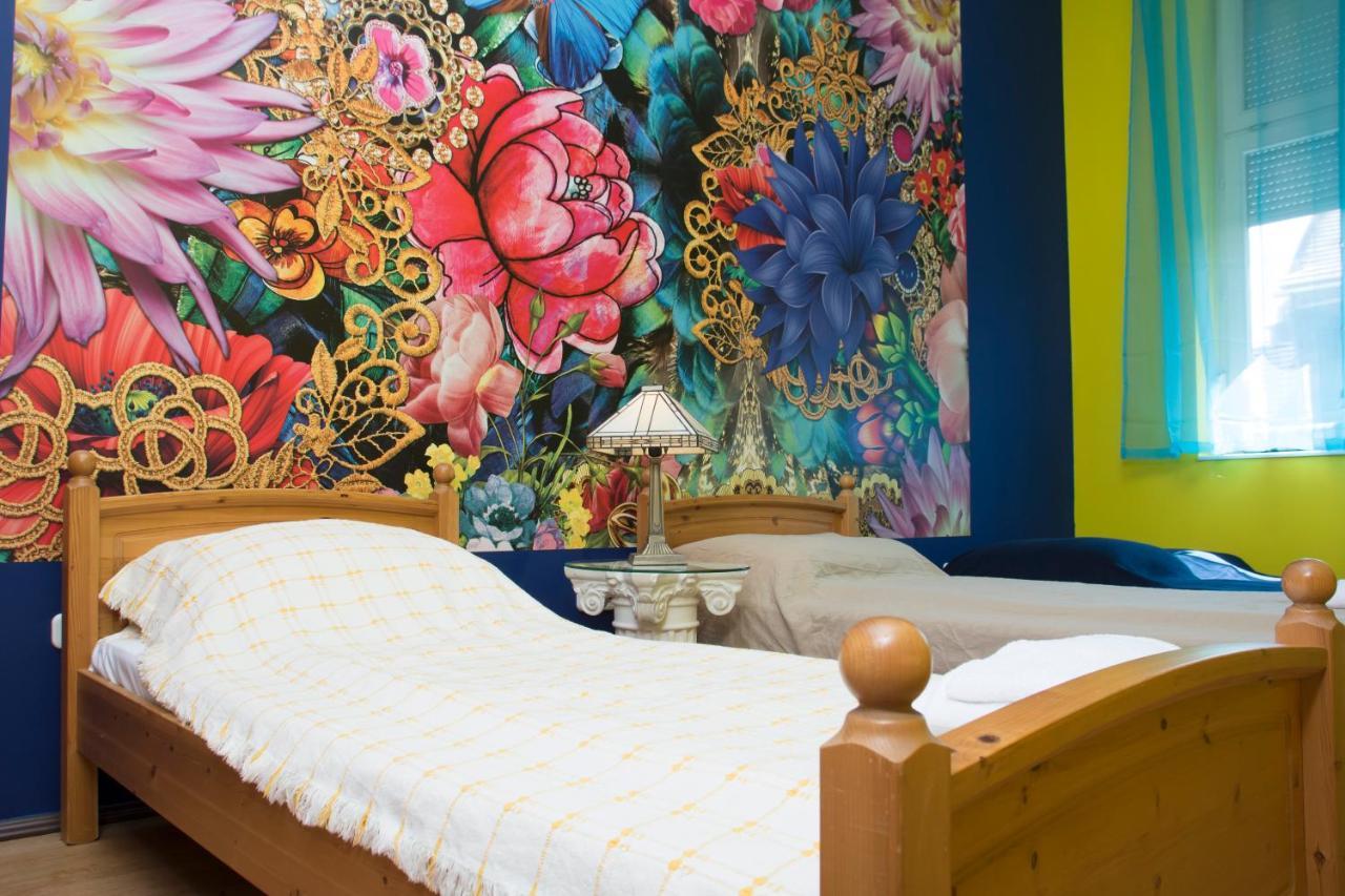 New Broadway Classic Apartment Budapest