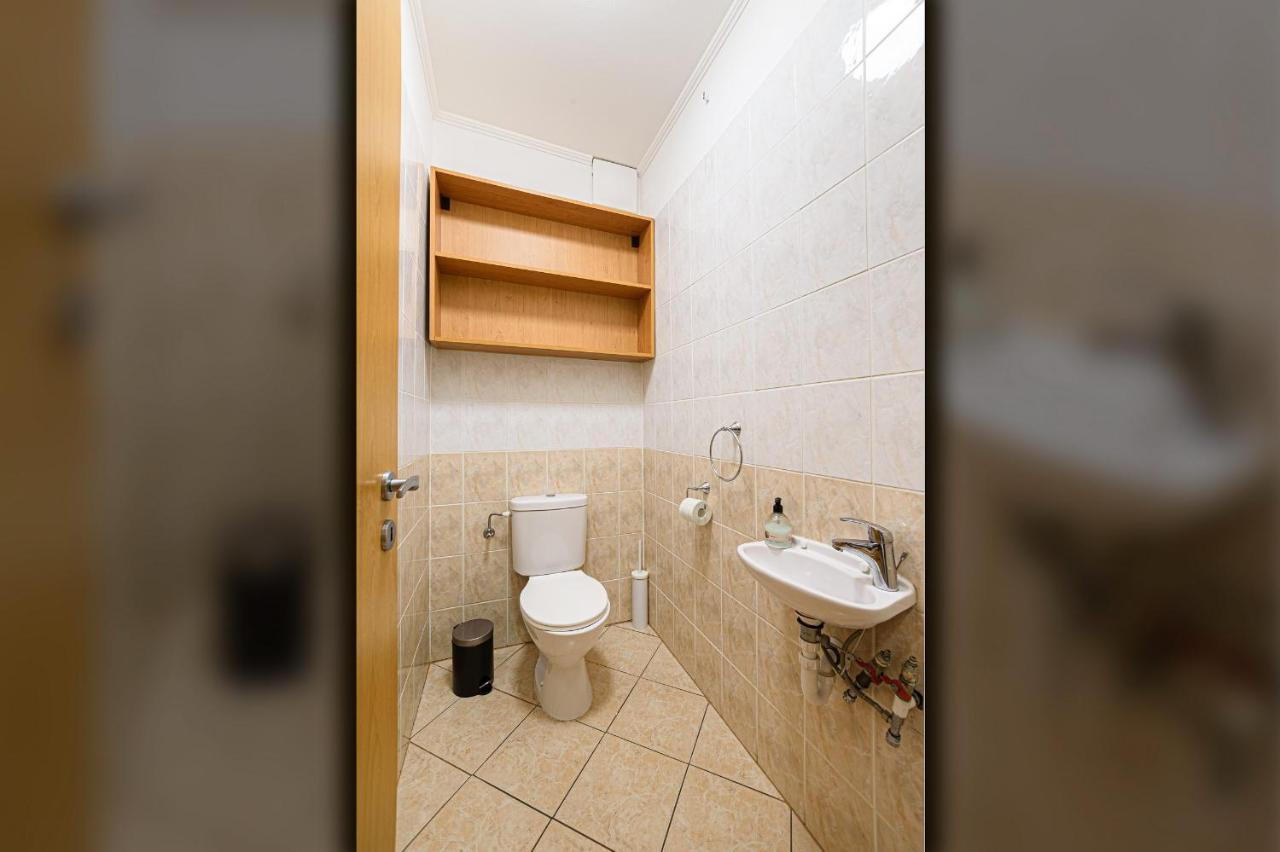 High Class Leopold Hotel *