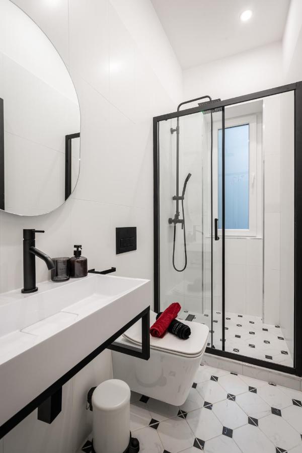 E39 Boutique Apartments, Location By Bqa *